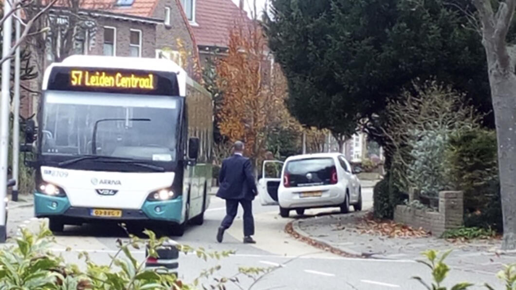 bus 2eLoosterweg.jpg